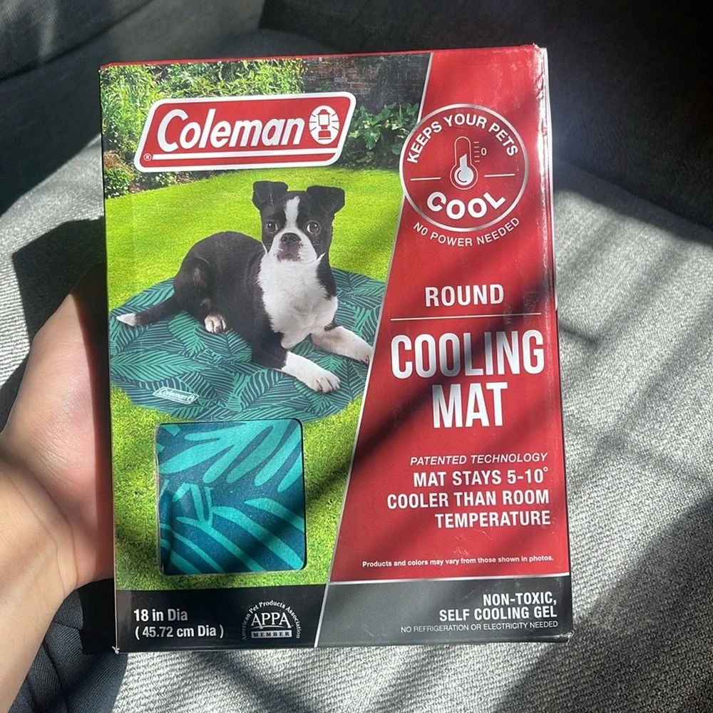 Coleman Round Cooling Mat